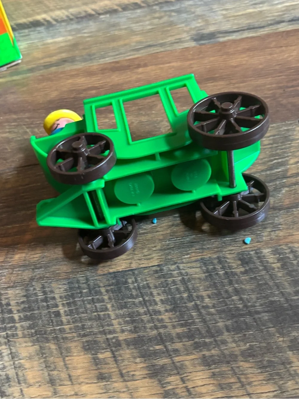 1982 Vintage fisher price stagecoach from western town + (2) people